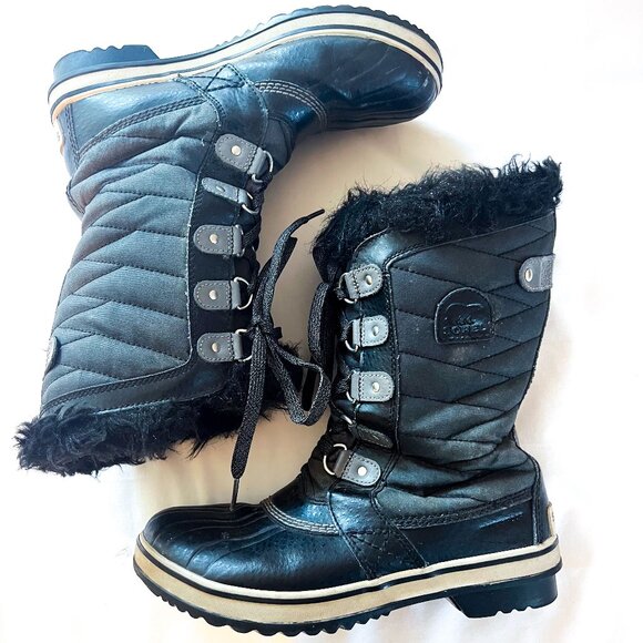 Sorel Tofino II Faux Fur Lined Waterproof Boot, Size Youth 6 / Women's 7 EU 38 - Picture 2 of 12